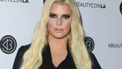 Jessica Simpson says alcohol was 'silencing her' before getting sober - www.foxnews.com