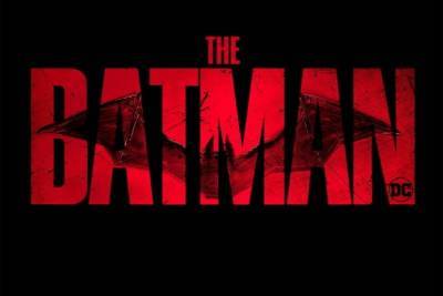 ‘The Batman': Robert Pattinson Debuts as the Goth Dark Knight in First Trailer (Video) - thewrap.com