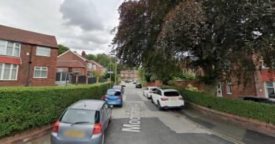 Man taken to hospital after being stabbed in Crumpsall - www.manchestereveningnews.co.uk - Manchester
