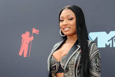 Halle Berry, Michael B. Jordan, Chance The Rapper Offer Support For Megan Thee Stallion After Tory Lanez Shooting Claims - etcanada.com - Jordan