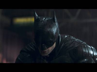 Robert Pattinson’s New Batman Look Is Gritty AF — See The Memorable Trailer HERE! - perezhilton.com