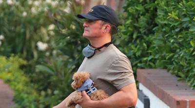 Orlando Bloom Takes Katy Perry's Dog Nugget for a Walk While Awaiting the Birth of His Daughter - www.justjared.com - Los Angeles