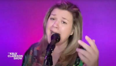 Kelly Clarkson Sings Aretha Franklin’s ‘Don’t Play That Song (You Lied)’ - etcanada.com