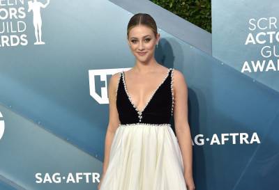 Lili Reinhart Says She Did A Bra Scene On ‘Riverdale’ To Help Others With Body Positivity - etcanada.com - Los Angeles