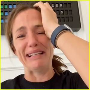 Jennifer Garner Just Finished Watching 'The Office' & Teared Up In Slo-Mo - www.justjared.com