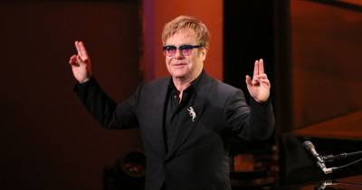 Elton John criticises modern pop: 'Chart music isn't real music' - www.officialcharts.com - USA