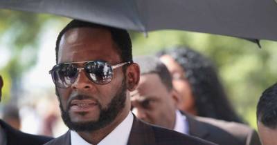 R Kelly 'attacked in jail' after prison 'bans visitors due to his rowdy fans' - www.msn.com - New York - Centre
