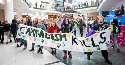 Extinction Rebellion to protest across Manchester this Bank Holiday with 'socially distanced marches' - www.manchestereveningnews.co.uk - Manchester