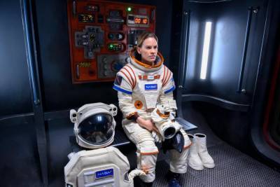 Away Review: Netflix's Hilary Swank-in-Space Show Is the Cathartic Drama We Need Right Now - www.tvguide.com