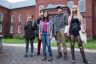 ‘The New Mutants’ Film Review: A So-So X-Men Spinoff With Teen Heroes and a Horror Slant - thewrap.com