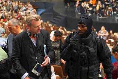 Christopher Nolan Doesn’t Believe He’s “Saving” Film With ‘Tenet’: “Cinema Is Bigger Than Any One Film” - theplaylist.net