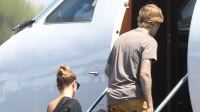 Justin Bieber Catches a Private Flight Out of Town with Hailey - www.justjared.com - Los Angeles - New York