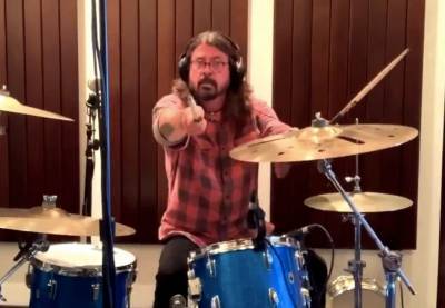 Dave Grohl Accepts Drum-Off Challenge From 10-Year-Old Drummer - etcanada.com