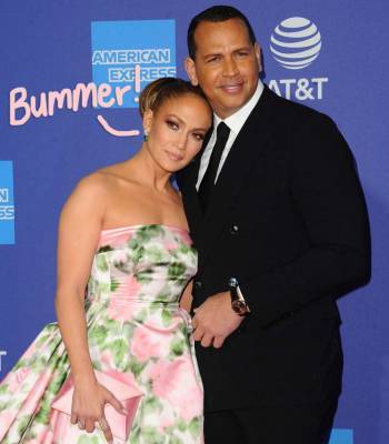 Jennifer Lopez & Alex Rodriguez Are ‘So Disappointed’ After Losing Their Bid To Purchase The New York Mets! - perezhilton.com - New York - New York - county Hampton
