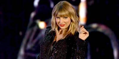 Taylor Swift Scores Biggest Week of 2020 With 'Folklore' on Billboard 200! - www.justjared.com