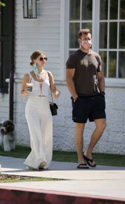 Julianne Hough And Brooks Laich Spotted On A Date Following Split - etcanada.com - Los Angeles - Italy