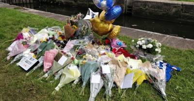 'You'll be missed by everybody' - Flowers and cards left for Matthew Dutton, 22, found dead - www.manchestereveningnews.co.uk