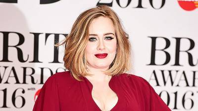 Adele Shows Off Amazing 100 Lb. Weight Loss In Jamaican Flag Bikini $15K Worth Of Designer Bracelets - hollywoodlife.com - Britain - London - India - Jamaica