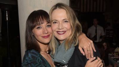 Rashida Jones Honors Late Mom Peggy Lipton on What Would Have Been Her 74th Birthday - www.justjared.com