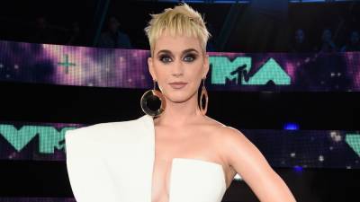 Katy Perry Posts Pic in Maternity Underwear Four Days After Giving Birth as Funny MTV VMAs Look - www.etonline.com