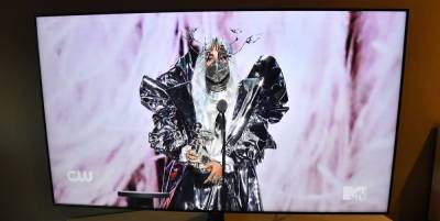 Lady Gaga Says 'The Rage of Art Will Empower You' in MTV VMAs Acceptance Speech - www.elle.com