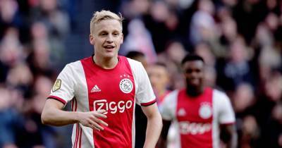Donny van de Beek's father reacts to Manchester United transfer - www.manchestereveningnews.co.uk - Manchester