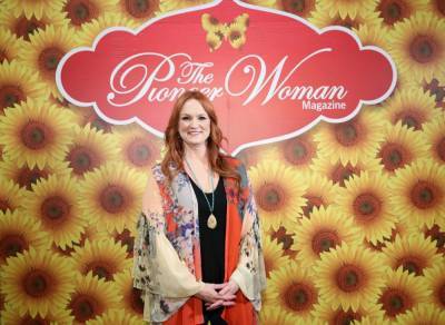 ‘Pioneer Woman’ Star Ree Drummond’s Daughter Alex Announces Engagement: See The Pics! - etcanada.com