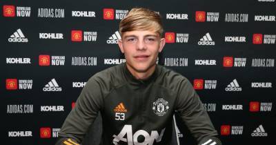 Brandon Williams signs new Manchester United contract - www.manchestereveningnews.co.uk - Manchester