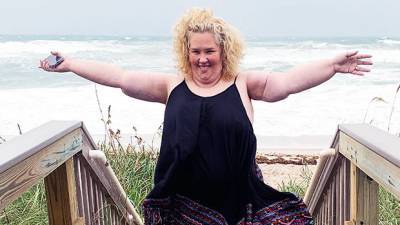 Mama June Channels Marilyn Monroe As Tropical Storm Isaias Blows Her Dress Up In The Air — Pics - hollywoodlife.com - Florida