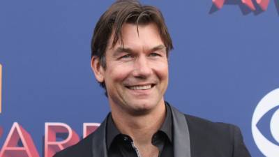 Jerry O'Connell on Feeling 'Compelled' to Defend Ellen DeGeneres Amid Workplace Allegations (Exclusive) - www.etonline.com