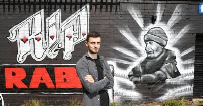 Artist in mural tribute to beloved Coatbridge boxing trainer Rab Bannan - www.dailyrecord.co.uk