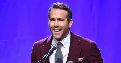 Ryan Reynolds to Star in Upcoming Parenting Monster Comedy Movie! - www.justjared.com - New York