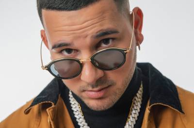 Cauty Inks Deal With Universal Music Latin Entertainment: Exclusive - billboard.com - Puerto Rico - county Blanco