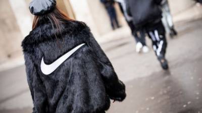 Nike Sale: Save Up to 40% On Next Season's Styles - www.etonline.com