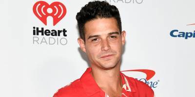 Wells Adams Is Bartending on the Set of 'The Bachelorette'! - www.justjared.com - county Wells