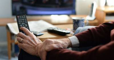 Charity urges all pensioners to check if they can get a free TV licence and avoid paying £157.50 fee - www.dailyrecord.co.uk