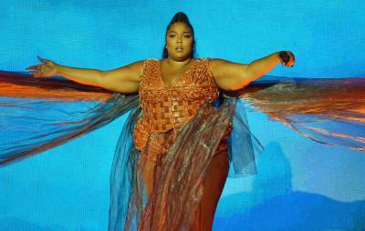 Lizzo signs deal to develop TV series for Amazon Prime Video - www.nme.com