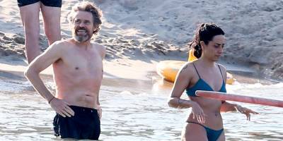 Willem Dafoe & Wife Giada Colagrande Enjoy a Day at the Beach in Italy - www.justjared.com - Italy