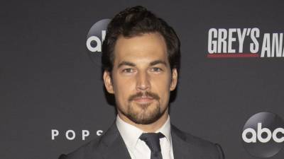 'Grey's Anatomy' Season 17 Begins 'Month and a Half Into COVID' Pandemic, Giacomo Gianniotti Says (Exclusive) - www.etonline.com