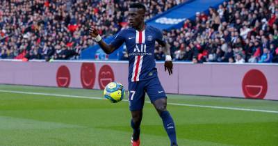 Manchester United join race for PSG midfielder Idrissa Gueye and more transfer rumours - www.manchestereveningnews.co.uk - Manchester