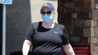 Rebel Wilson Puts Fit New Body On Display During Grocery Run In Her Workout Clothes — Pic - hollywoodlife.com - Los Angeles