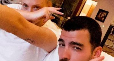 Joe Jonas & Sophie Turner's first picture as new parents has an important message: Wear a Mask, that's the tea - www.pinkvilla.com
