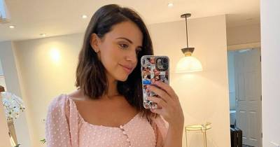 Lucy Mecklenburgh has revealed her 'breastfeeding fashion' tips on how to look glam while feeding - www.manchestereveningnews.co.uk - Italy - Manchester