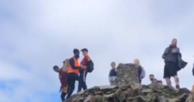 Fight breaks out between hikers in long queues to reach Snowdon summit - www.manchestereveningnews.co.uk - Manchester