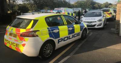 BREAKING: Three people hurt after 'stabbing' near high school in Stockport - www.manchestereveningnews.co.uk