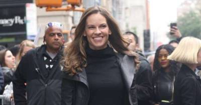 Hilary Swank suing over 'barbaric' healthcare plan policies - www.msn.com