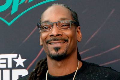 Snoop Dogg Says Donald Trump Is ‘Disrespecting Every Colour In The World’ - etcanada.com - Mexico