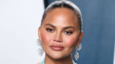 A ‘Selling Sunset’ Cast Member Is Showing Chrissy Teigen’s House After She Suggested the Show Was Fake - stylecaster.com