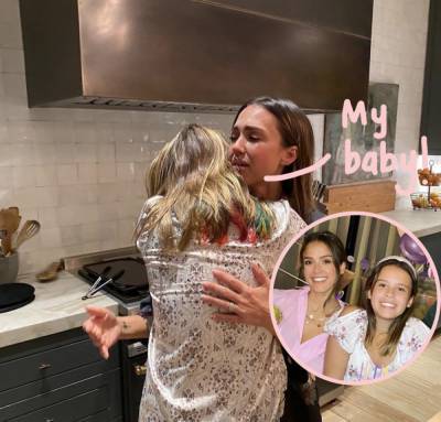 Jessica Alba Sobs While Realizing Daughter Honor Is Taller Than Her — Watch! - perezhilton.com