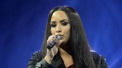 Demi Lovato reflects on mental health struggles for World Suicide Prevention Day - www.breakingnews.ie